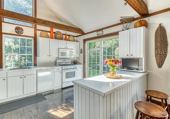 Hamptons Retreat Water Mill - 10