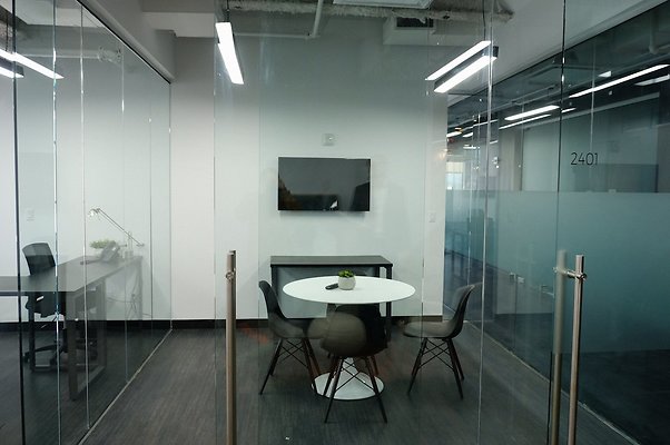 bond collective  18292